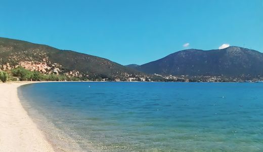 Something you must not forget to visit is Agios Dimitrios beach, also known as Chrysi Ammo (Golden Sand), where the eucalyptus trees along the shore provide a unique natural shade for you to enjoy. You should also make sure to see the centuries-old olive trees located near the Panagia Church; and with a little patience, at the saltwater river flowing from the mountain slope, you will spot the eels moving back and forth between the river and the sea.